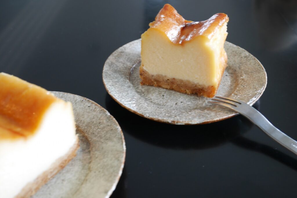 alt="アイスクリームのケーキの画像"