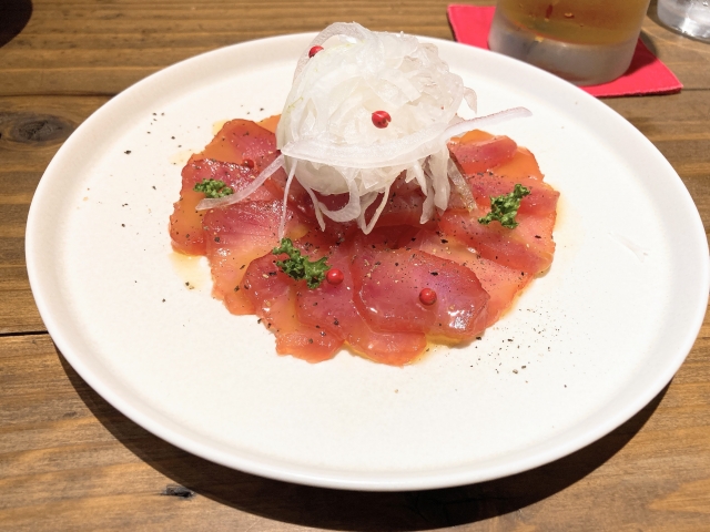 alt="まぐろ料理の画像"