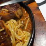 牛肉のしゃぶしゃぶvsすき焼き 部位の違いを解説｜美味しく食べ分けるコツ