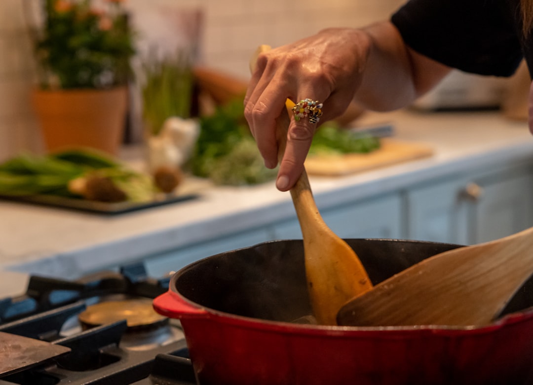 煮魚の種類と美味しい作り方｜黄金比の煮汁レシピと魚種別のコツ