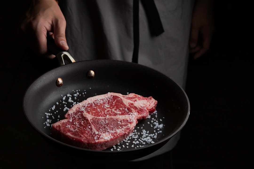 豚肉とたけのこ・ごぼう・れんこん・なすの絶品レシピ｜根菜×肉の旨み活かし方