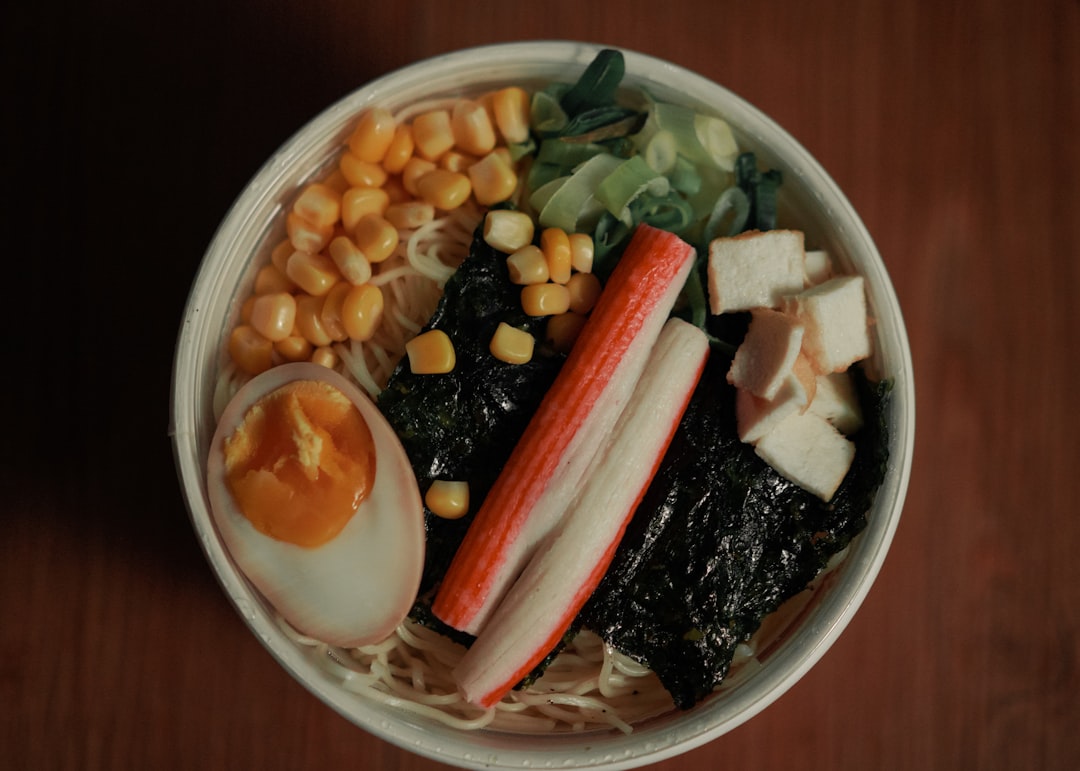 ラーメンの美味しさの秘密と具材の選び方｜自宅で本格ラーメンを楽しむ