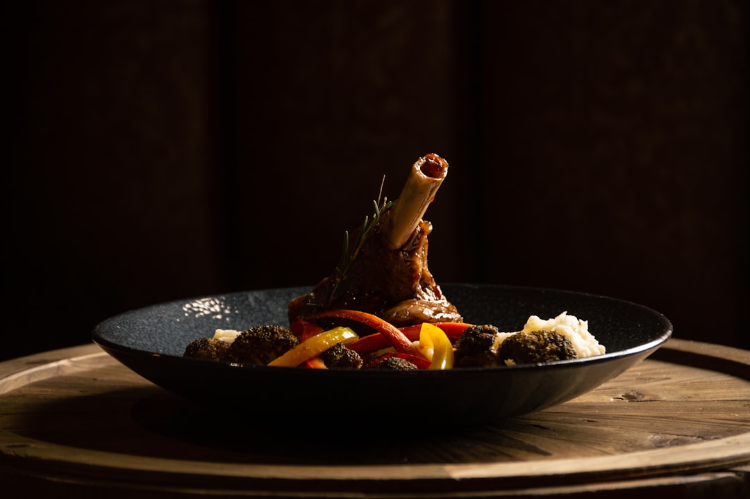 とんかつ用豚肉の選び方完全ガイド｜部位・ブランド・厚さのプロ直伝ポイント