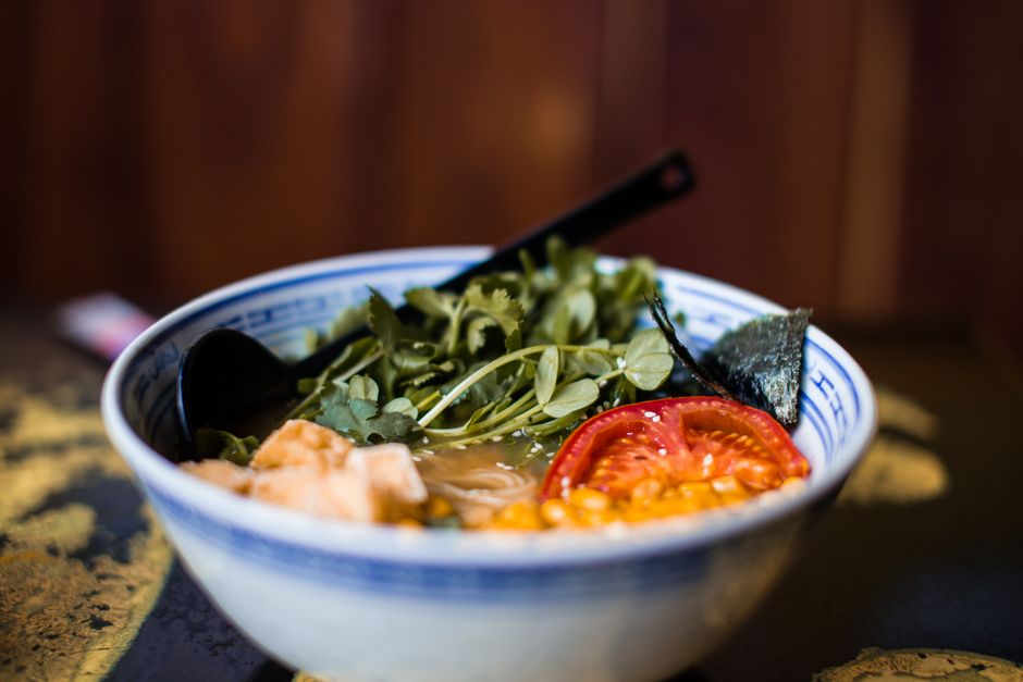 じゅんさいの食べ方と旬｜つるりとした夏の味覚を楽しむコツ