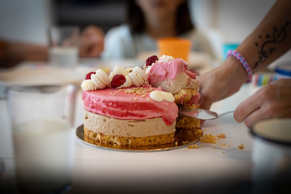 ピスタチオとチョコレートのアイスクリームケーキ