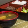 みそ汁の盛り付け