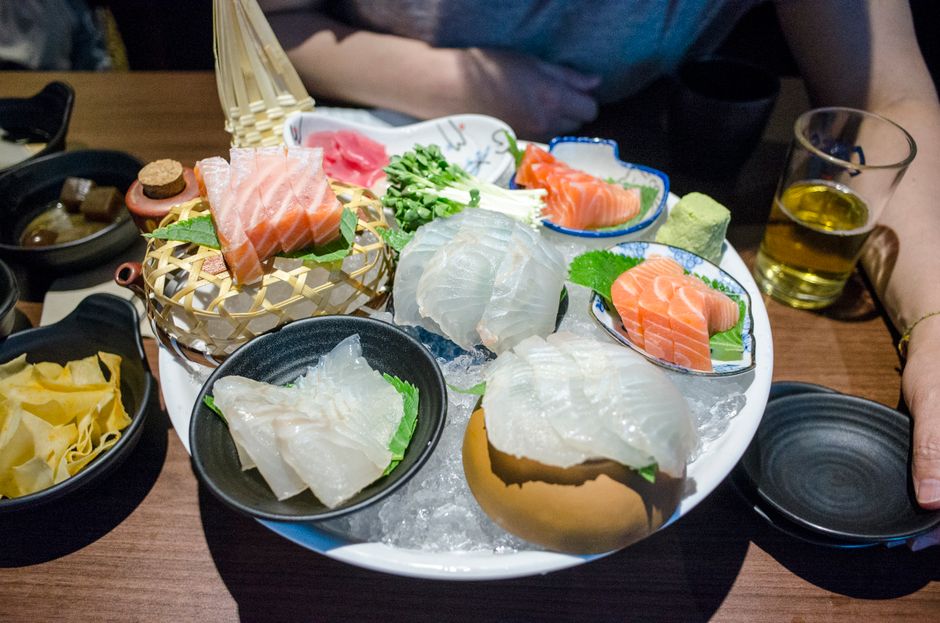 解凍したての刺身の盛り合わせ