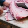 訳あり価格で並ぶマグロ切り身