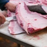 訳あり価格で並ぶマグロ切り身
