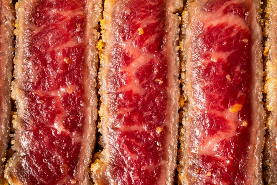 霜降りの入った牛肉のクローズアップ