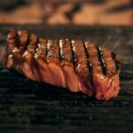 焼き上げて薄く切った牛肉