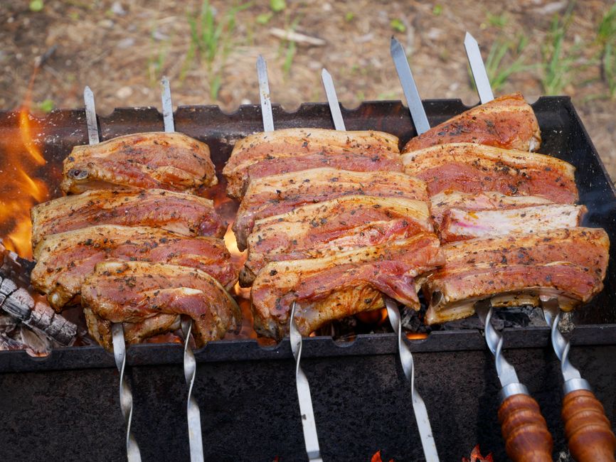豚肉の生姜焼きが硬くならない作り方・コツ｜プロが教える下ごしらえと黄金比