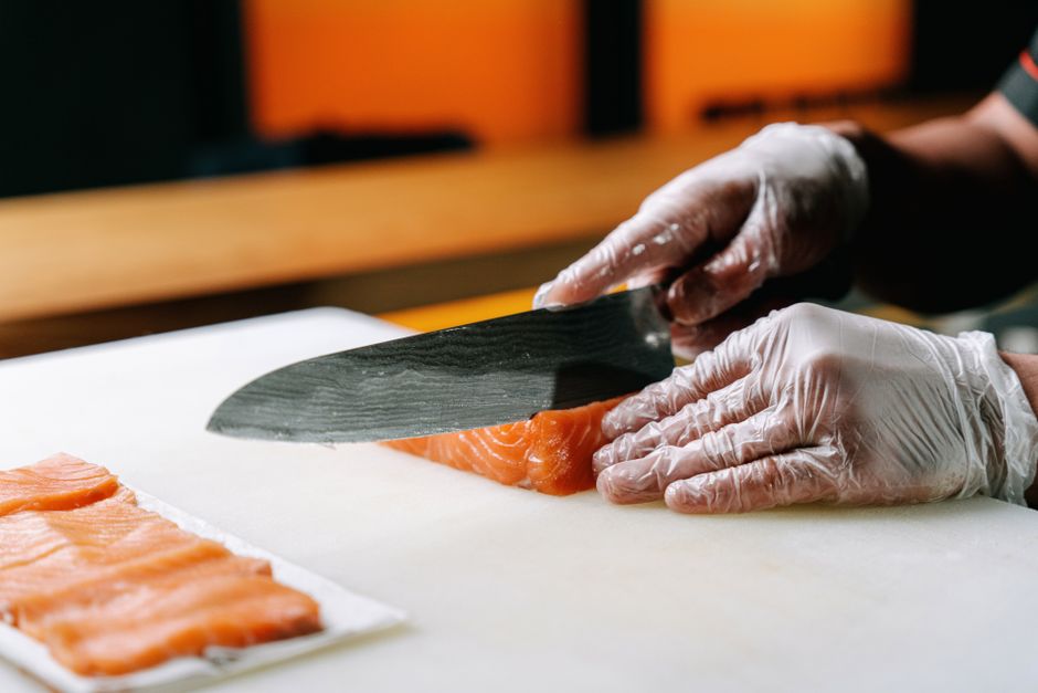 魚を使ったサラダレシピ10選｜ツナ・刺身・鮭で作るヘルシー料理